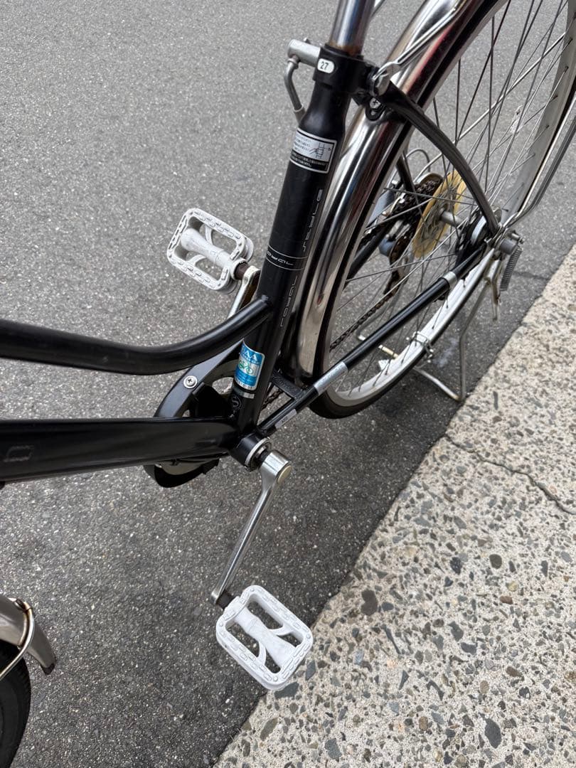 133 自転車 大阪市 美品 【引取り限定】 27インチ 変速付き