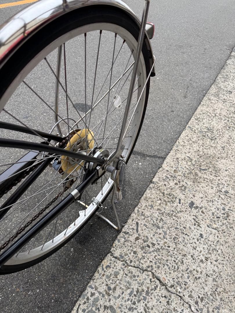 133 自転車 大阪市 美品 【引取り限定】 27インチ 変速付き