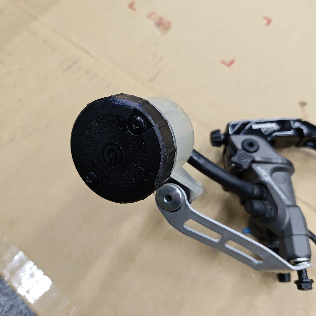 ブレンボ　19RCS コルサコルタ　マスターシリンダー