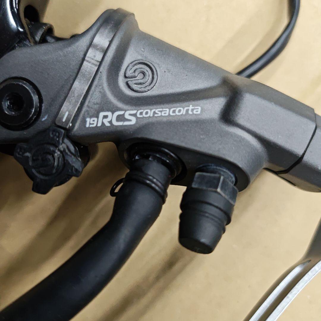 ブレンボ　19RCS コルサコルタ　マスターシリンダー