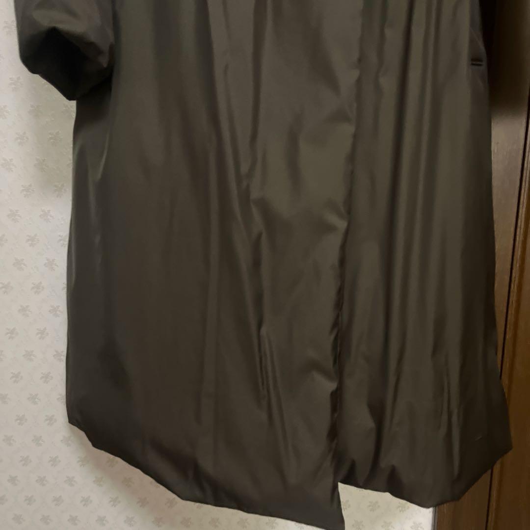 恵*巳様 エポカ　オリーブグリーン 中綿（ダウン90%フェザー10%ロングコート