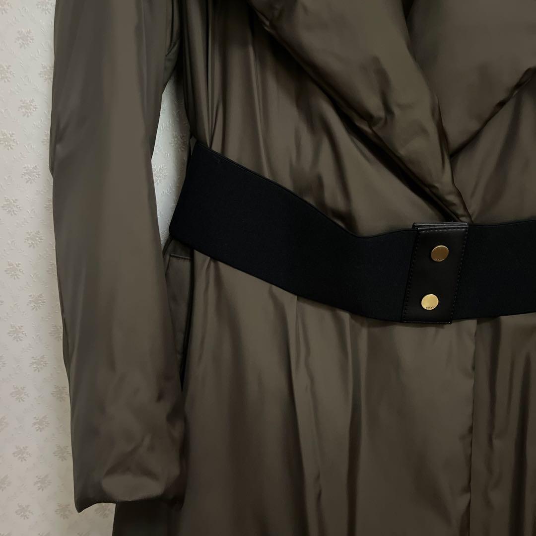 恵*巳様 エポカ　オリーブグリーン 中綿（ダウン90%フェザー10%ロングコート