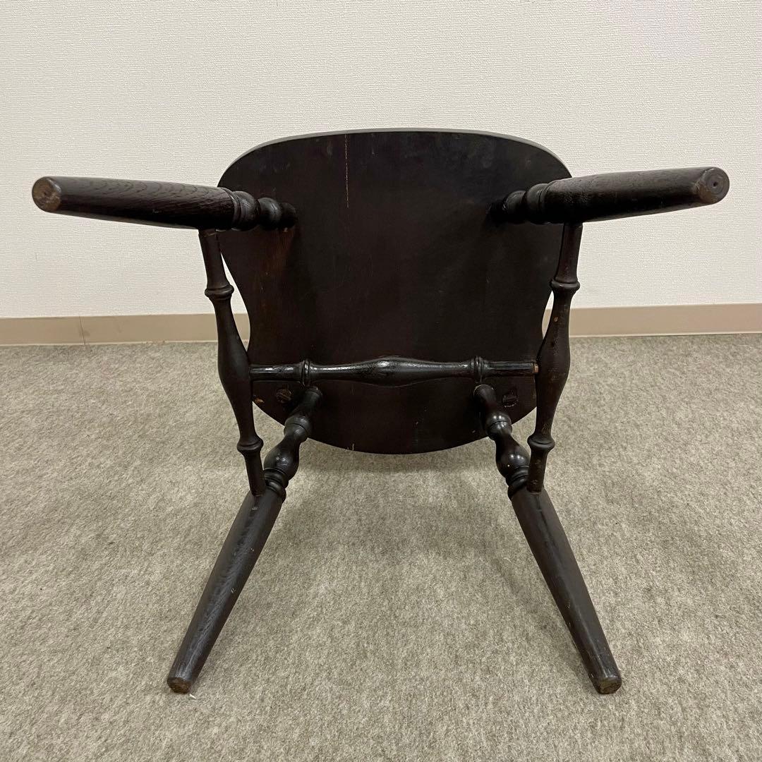 ヴィンテージ感のあるウィンザーチェア