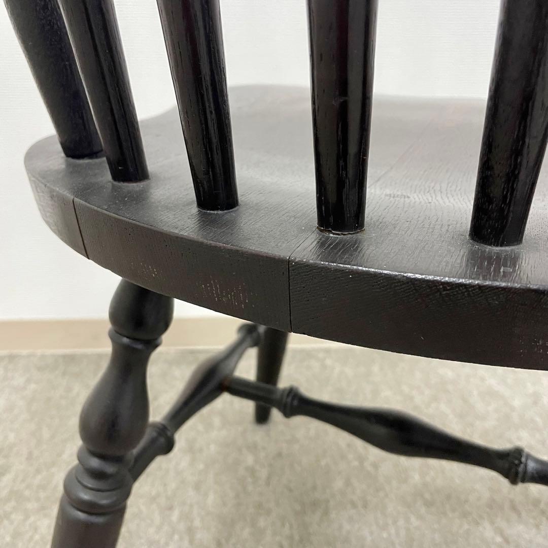 ヴィンテージ感のあるウィンザーチェア