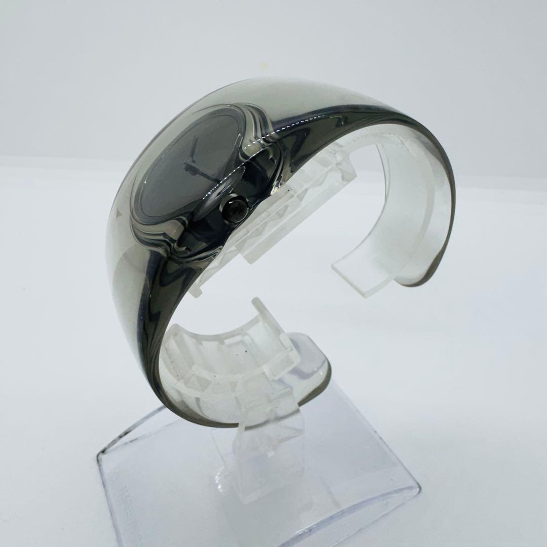 ✨ISSEY MIYAKE✨イッセイミヤケ✨吉岡徳仁✨グレー✨バングルウォッチ✨