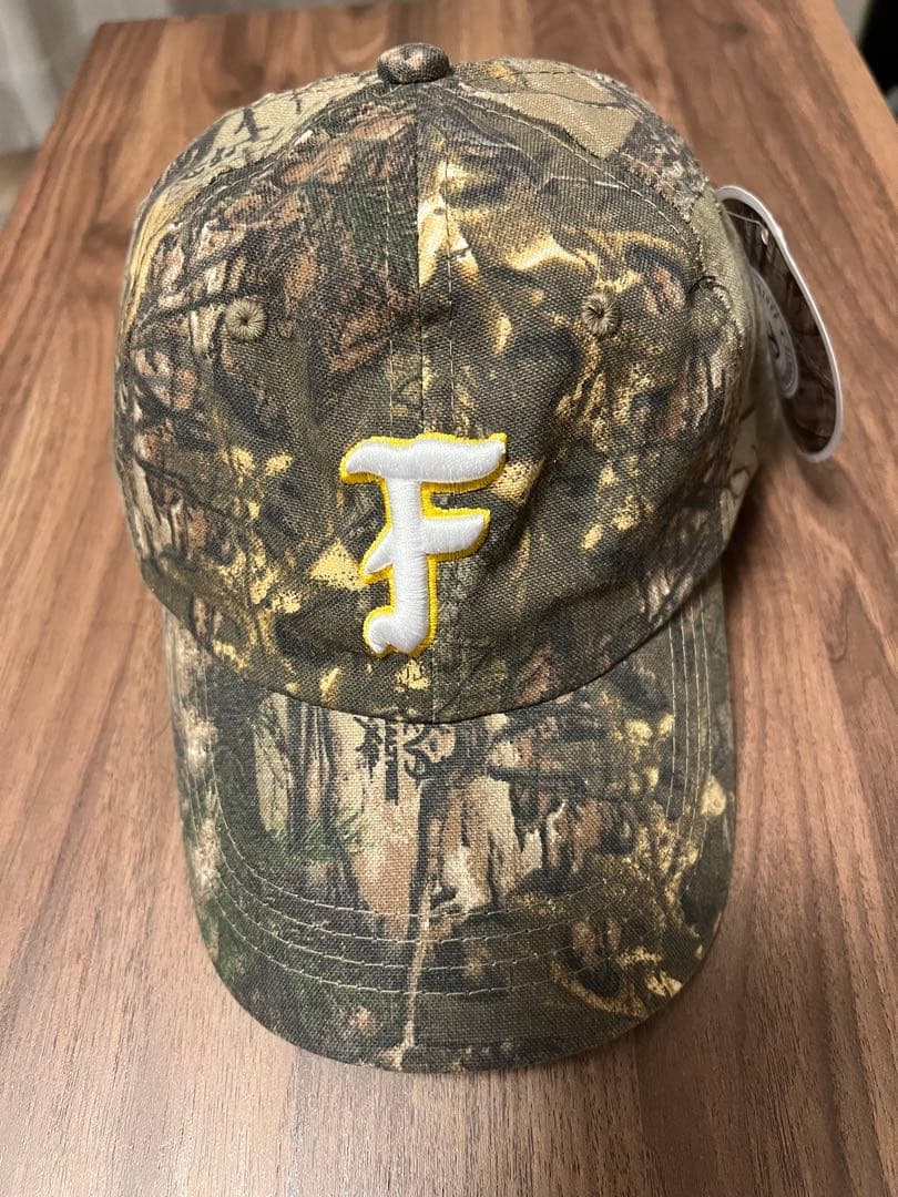 Forward Observations Group キャップ　実物