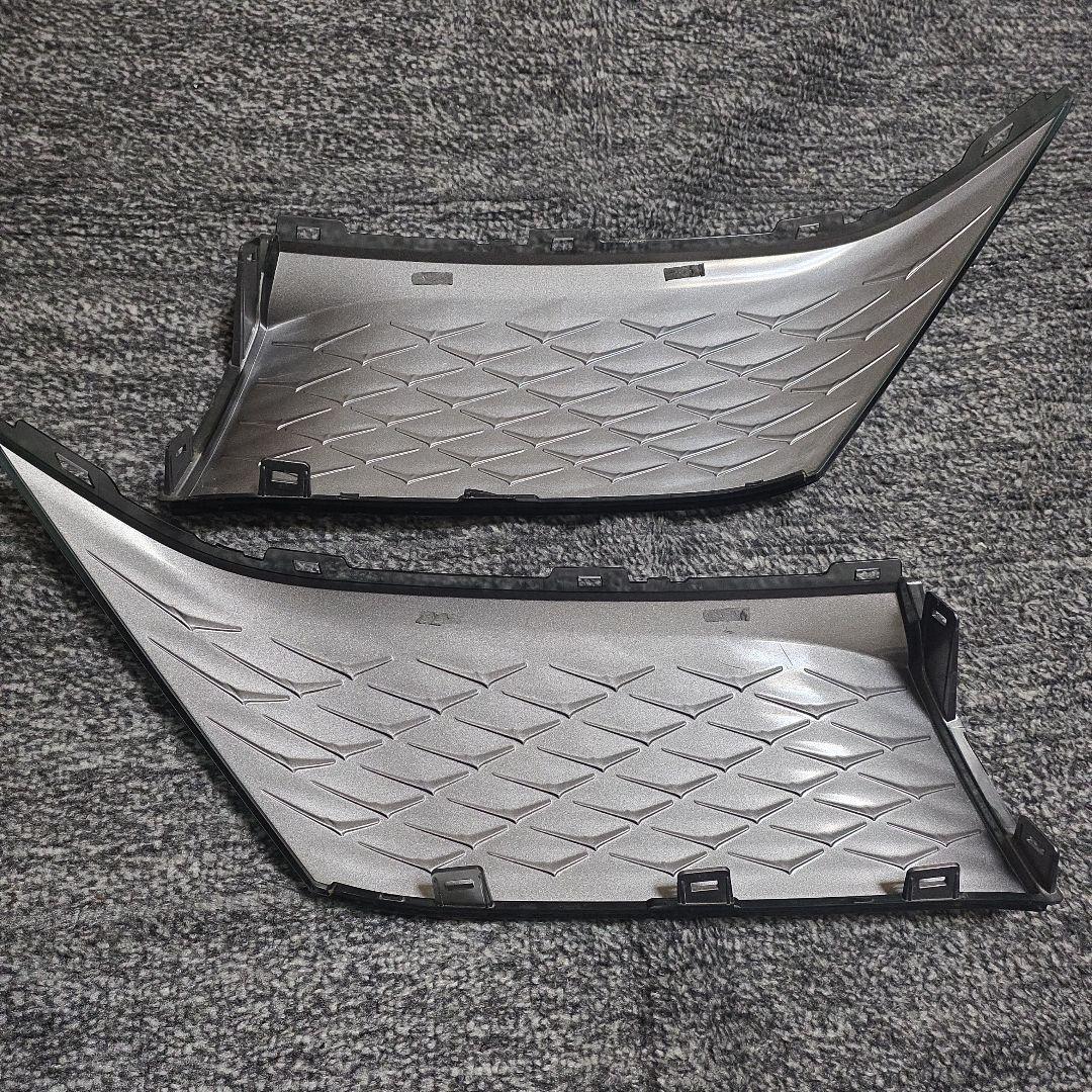 メタバース　60ハリアー後期　ターボプレミアム フロントグリルガーニッシュ