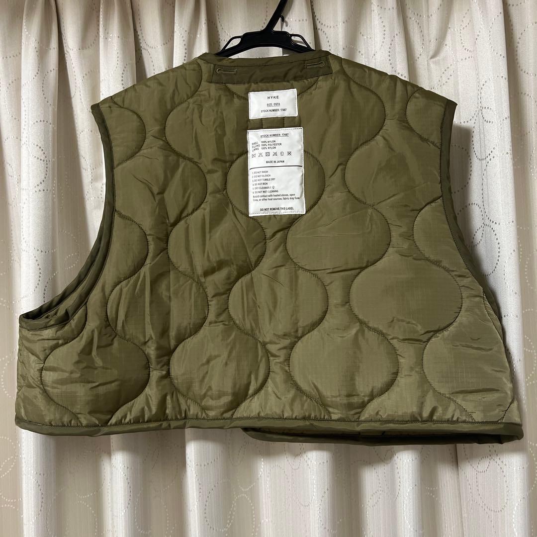 お値下げしました！新品未使用　HYKE QUILTED CROPPED VEST