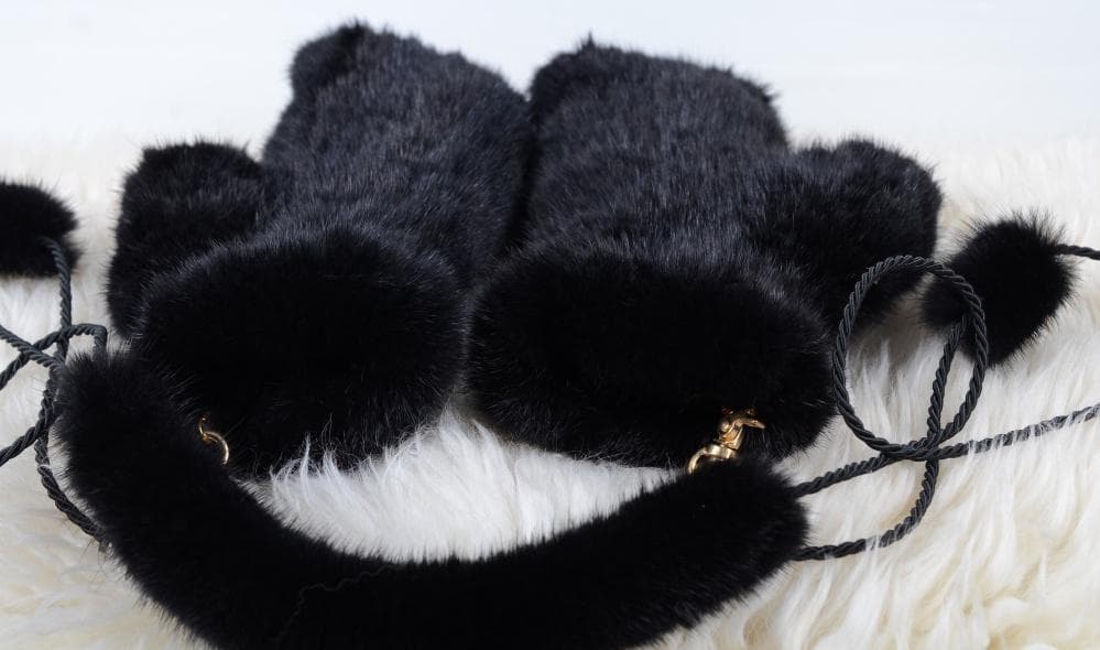 新品限定◆上質なミンク編み込みミトン手袋 グローブ黒 紐付き 毛皮ファー