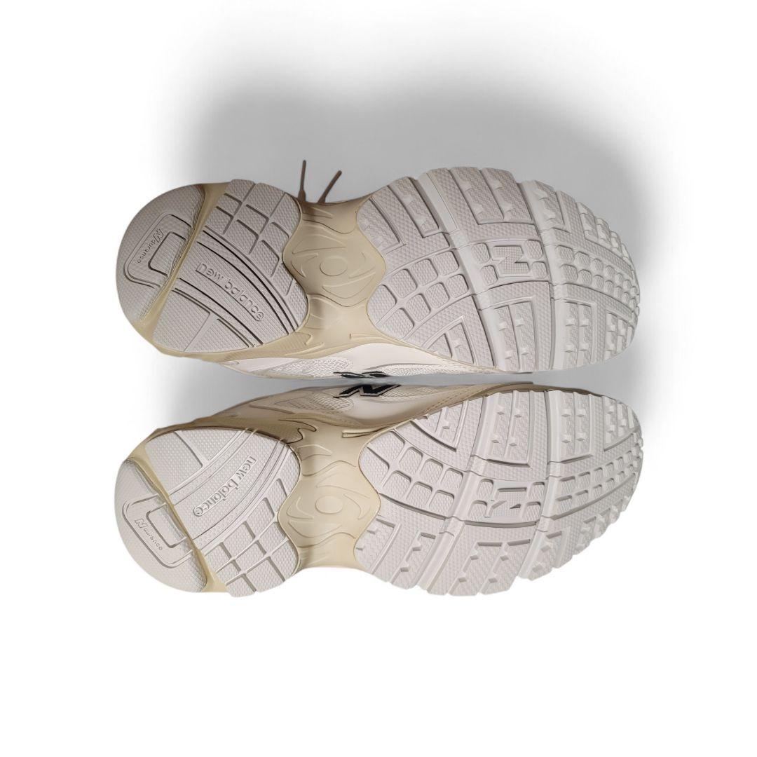 新品　タグ付き　ニューバランス　ML725CA　24センチ