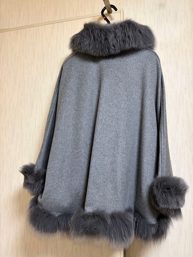 SAGA FURS カシミヤ　フォックス ポンチョ未使用