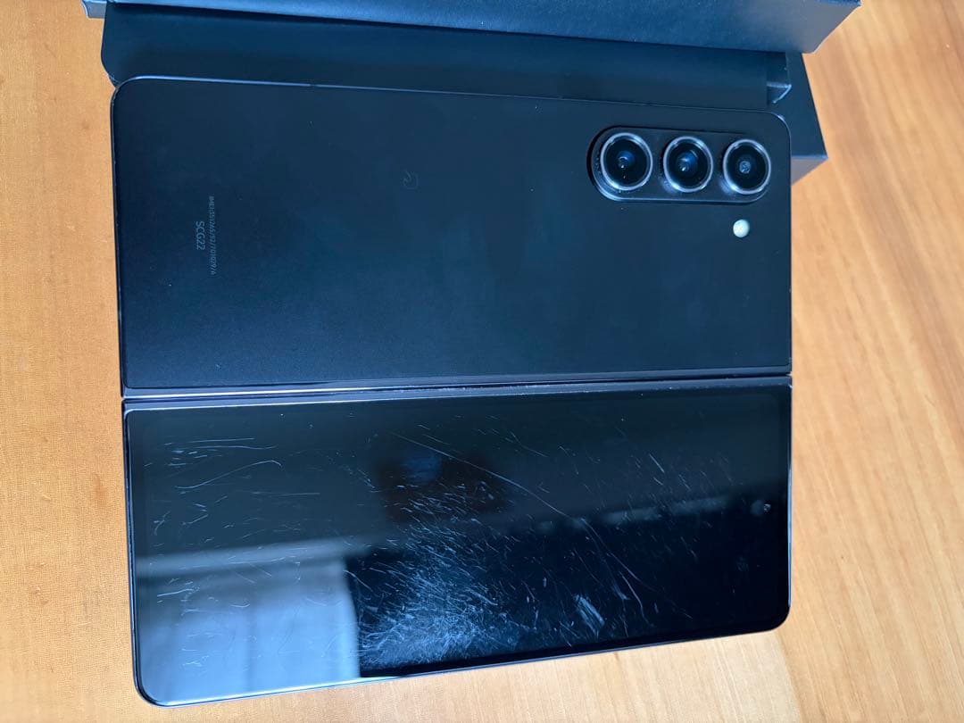 おまけ付き✴︎Samsung Galaxy Z Fold5 本体 キズあり