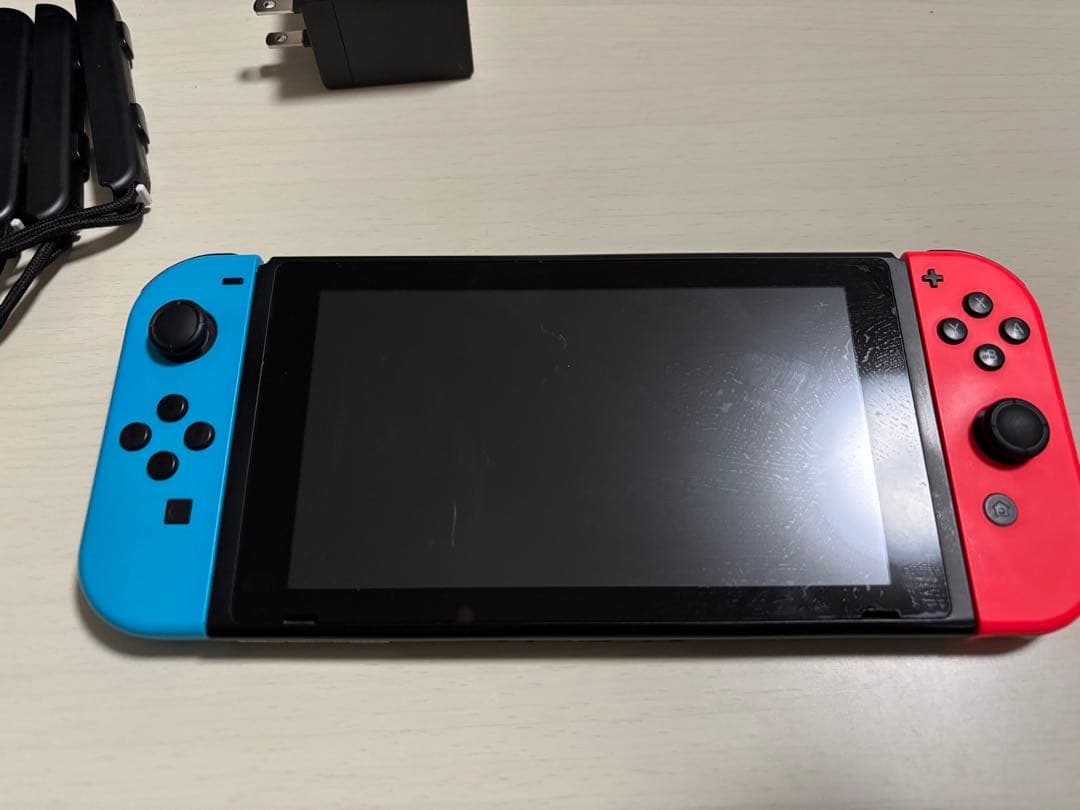 Nintendo Switch 本体 ジョイコン4つ (ジャンク品)