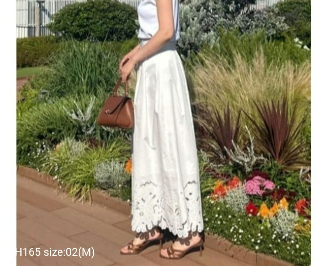 新品　ルルウィルビー　刺繍キュロットパンツ ホワイト