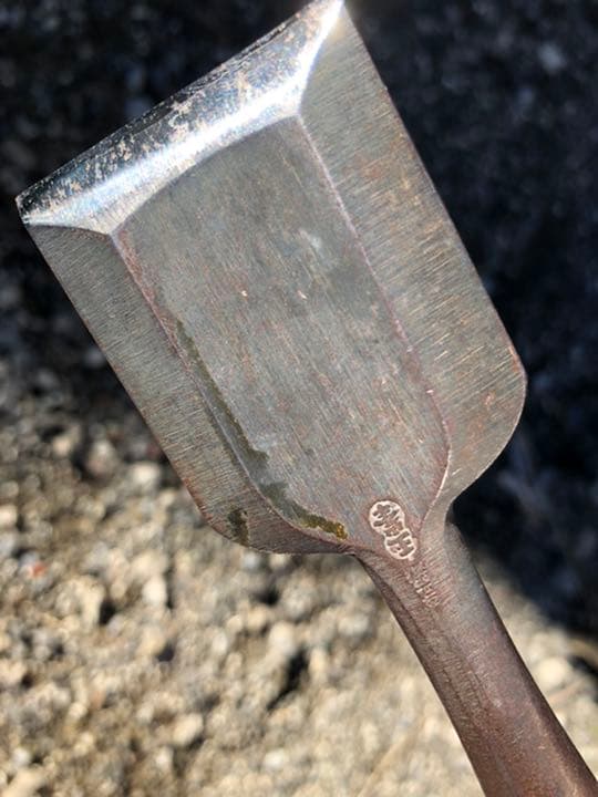 鑿　ノミ　玉峯