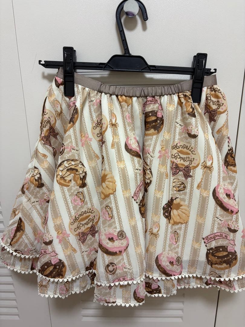 Angelic Pretty ドーナツ柄フレアスカート