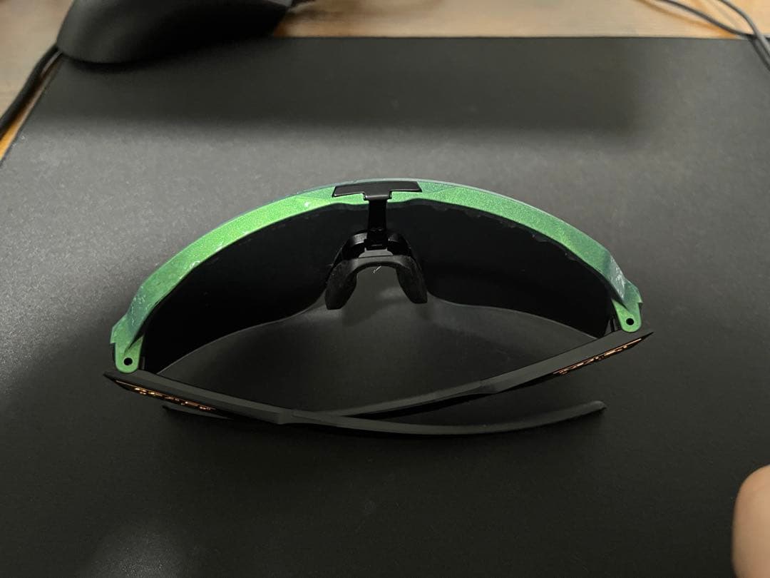 OAKLEYSUTRO LITE SWEEPグリーン/ブラック