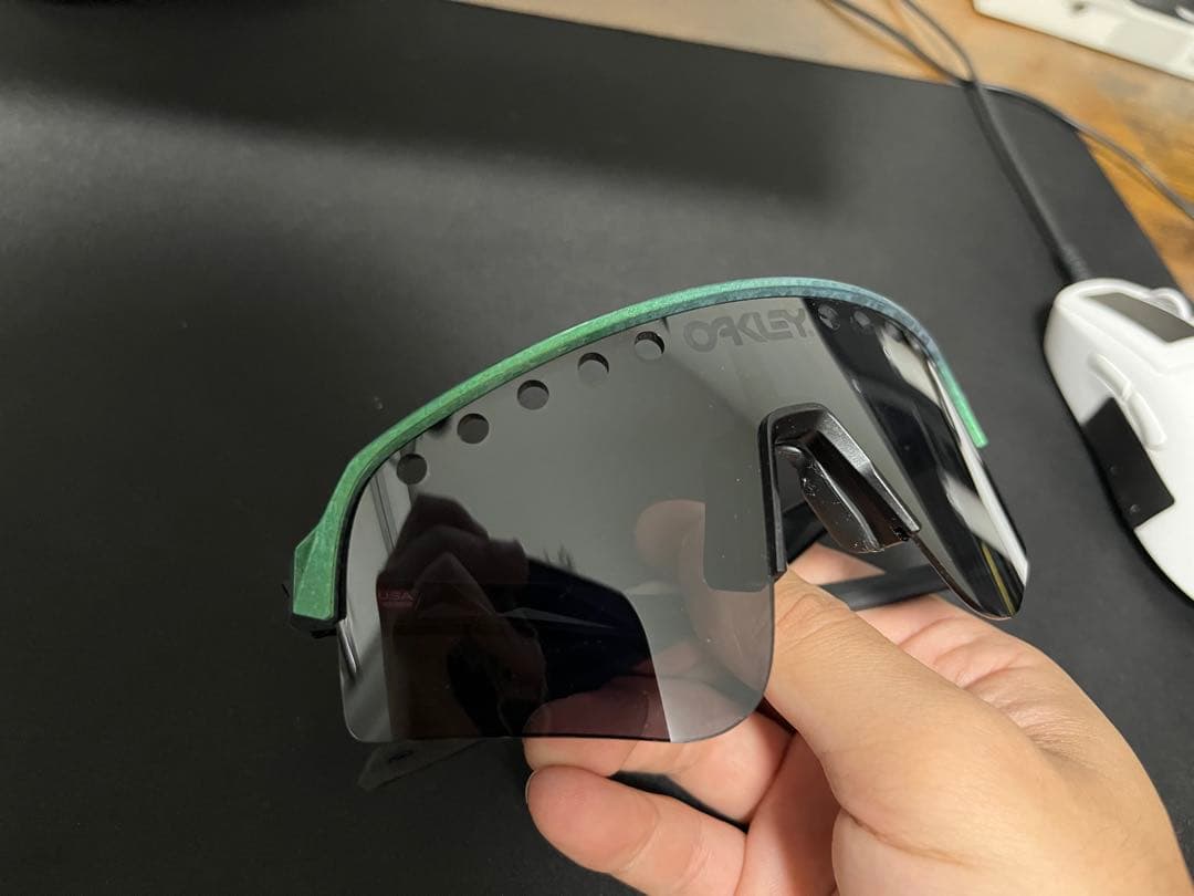 OAKLEYSUTRO LITE SWEEPグリーン/ブラック