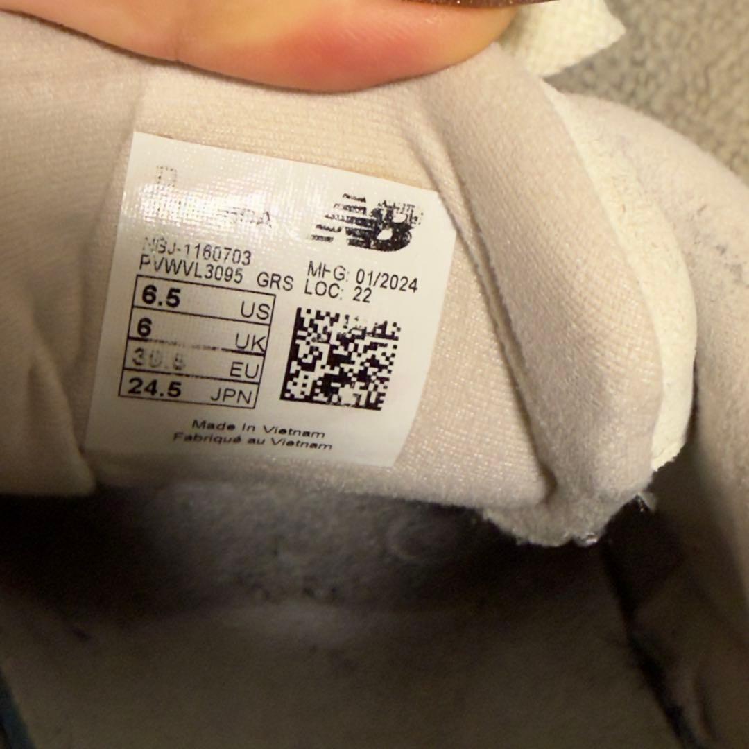 【正規品】new balance 9060 ホワイト ライトグレー