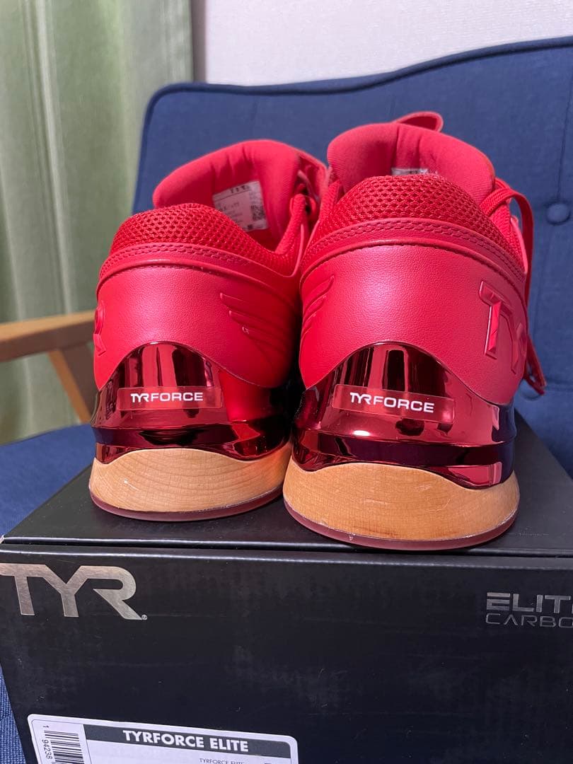 TYR TYRFORCE エリートカーボンリフター レッド