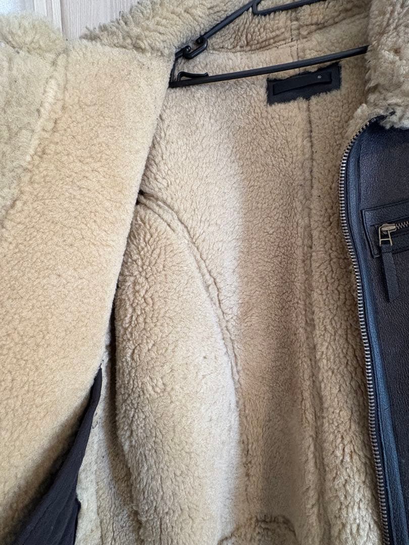 Liugoo Leathers B-3フライトジャケット（ムートンジャケット）黒