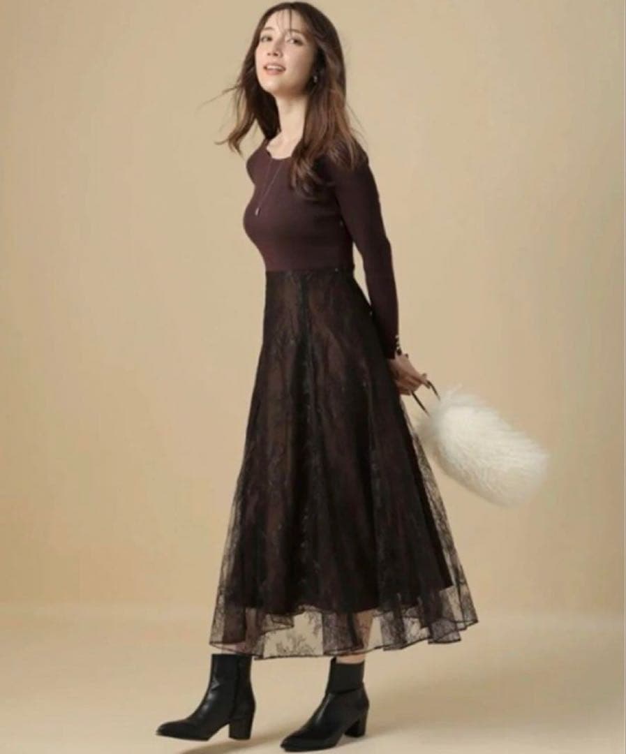 【新品未使用】アプワイザーリッシェ　華奢レースドッキングニットワンピース　コゲ茶