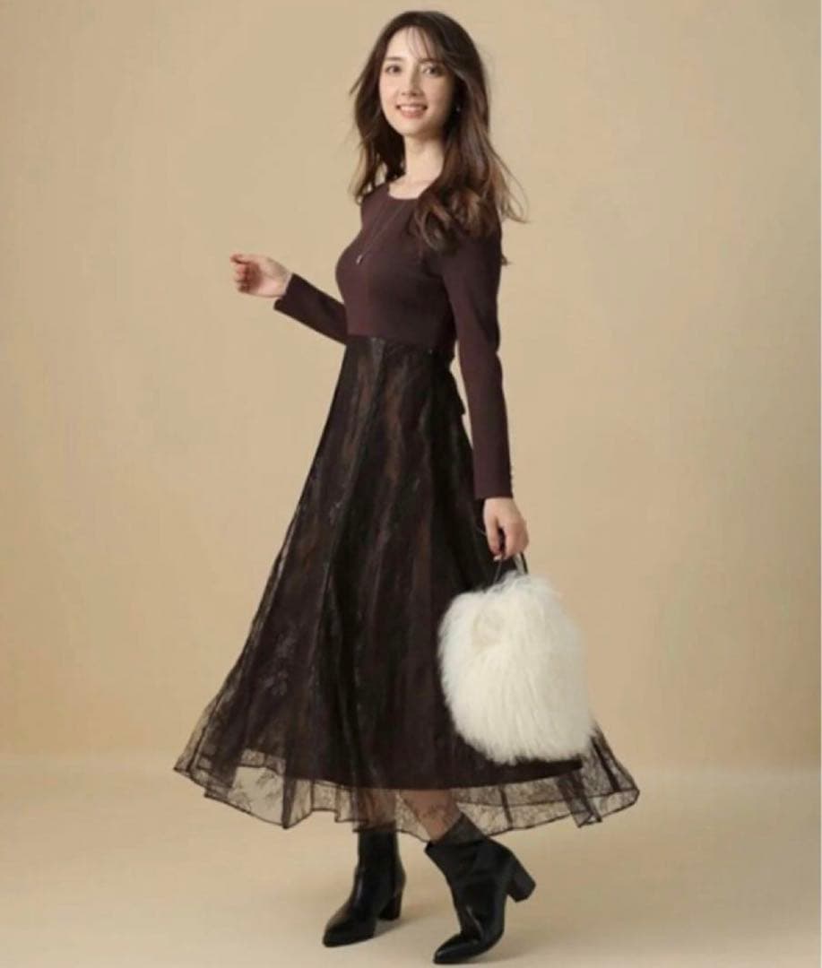 【新品未使用】アプワイザーリッシェ　華奢レースドッキングニットワンピース　コゲ茶