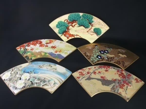 王朝物語の花 金彩扇皿コレクション 陶板 飾り皿 十二ヵ月の内十一 ヵ月