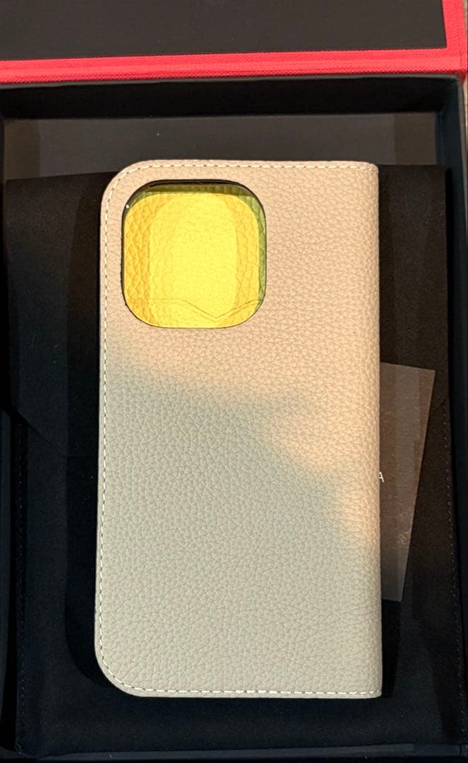 新品ボナベンチュラiPhone15proダイアリーケース