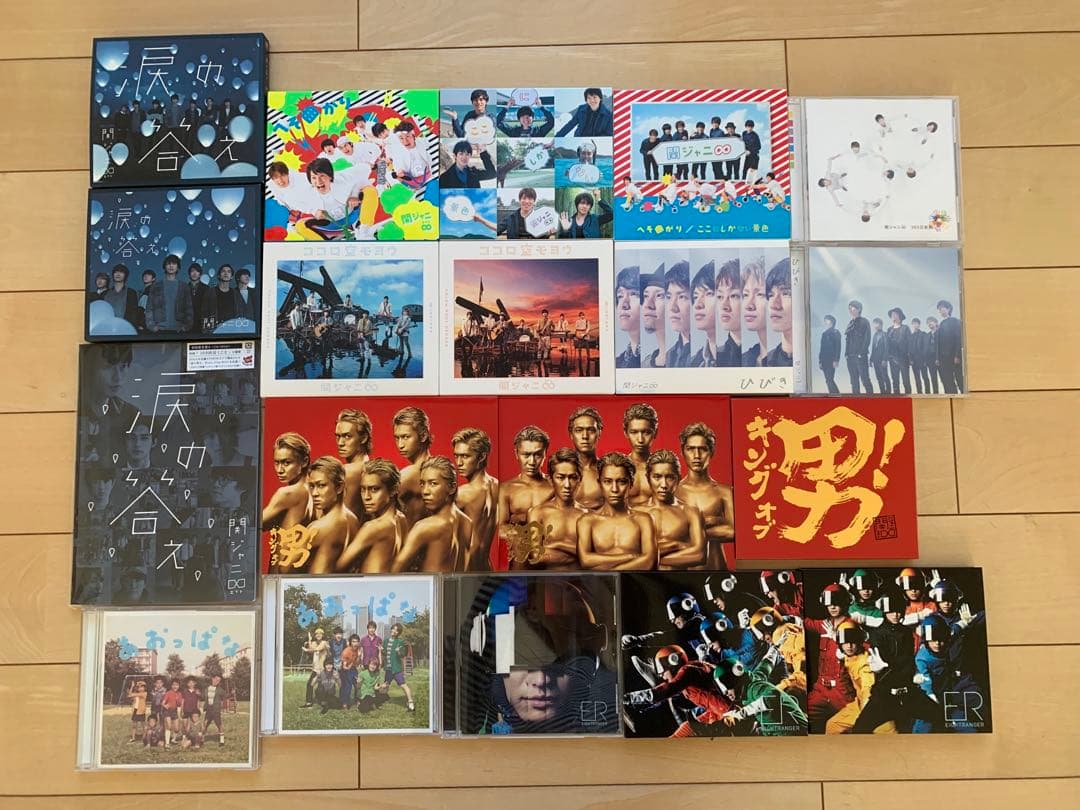 【美品】関ジャニ∞ CD63枚.DVD21枚.Blu-ray1枚.写真集1冊