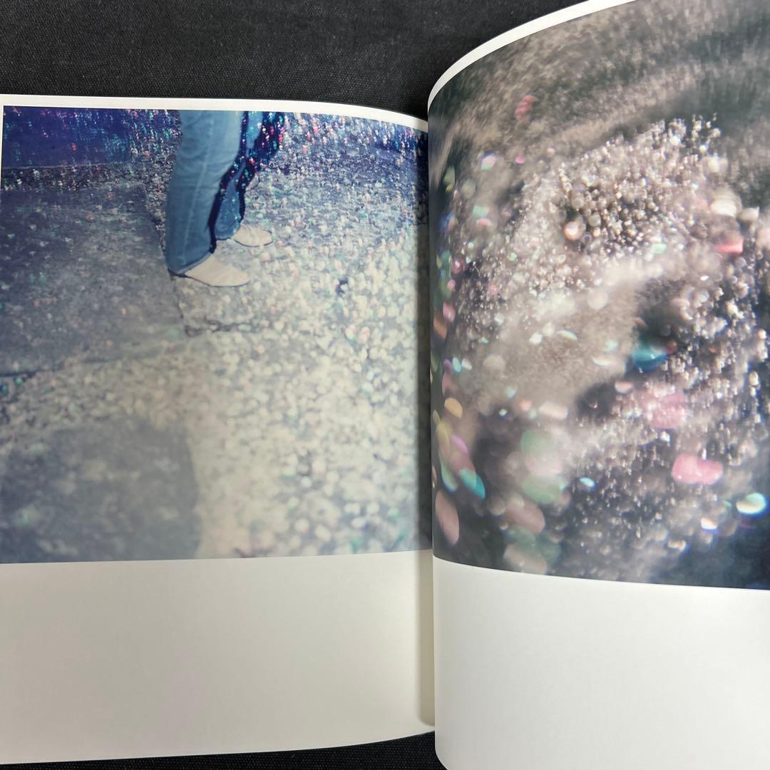 T*u様 【サイン本・フォイル版初版】川内倫子 ILLUMINANCE