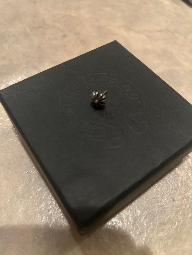 クロムハーツchプラススタッドピアス