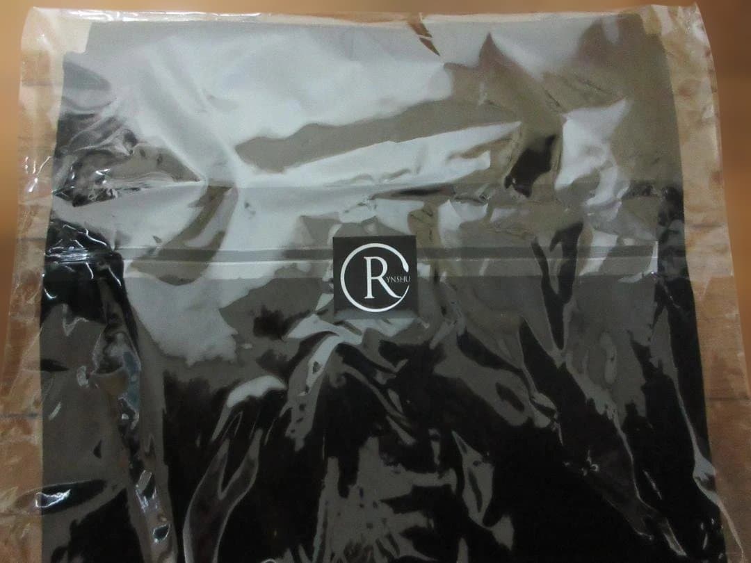 トップス RYNSHU T-shirt (unisex)