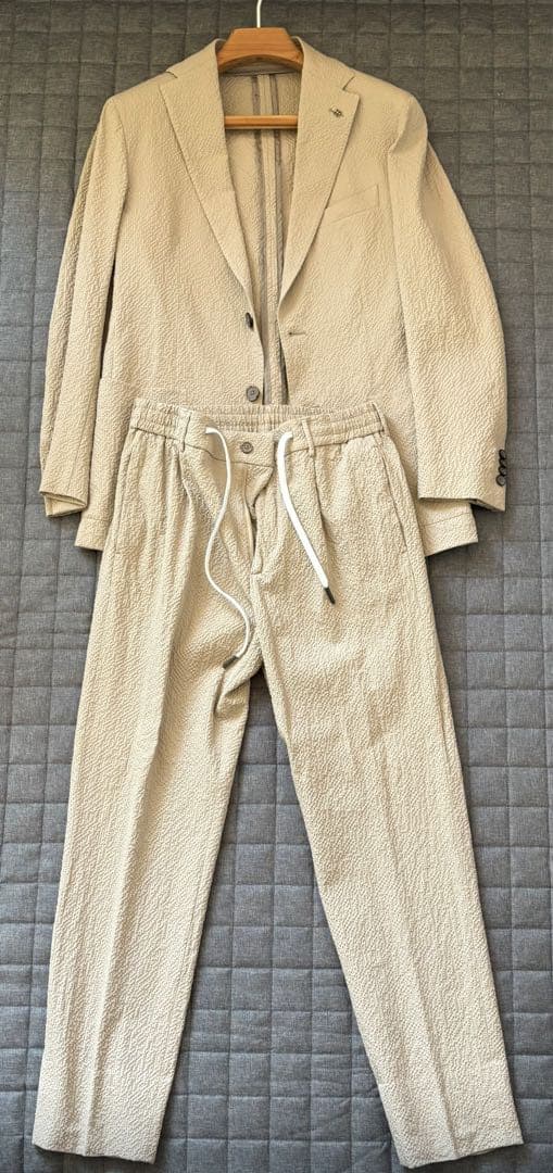 【美品】tagliatoreコットンシアサッカースーツ