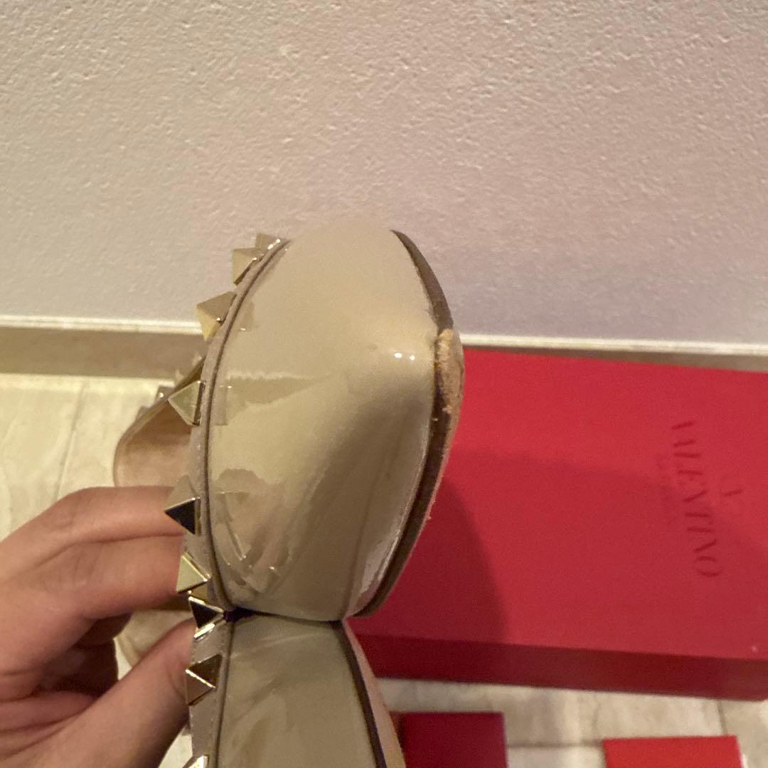 ヴァレンティノ　ロックスタッズ　エナメル　バレリーナ　フラットシューズ37ハーフ