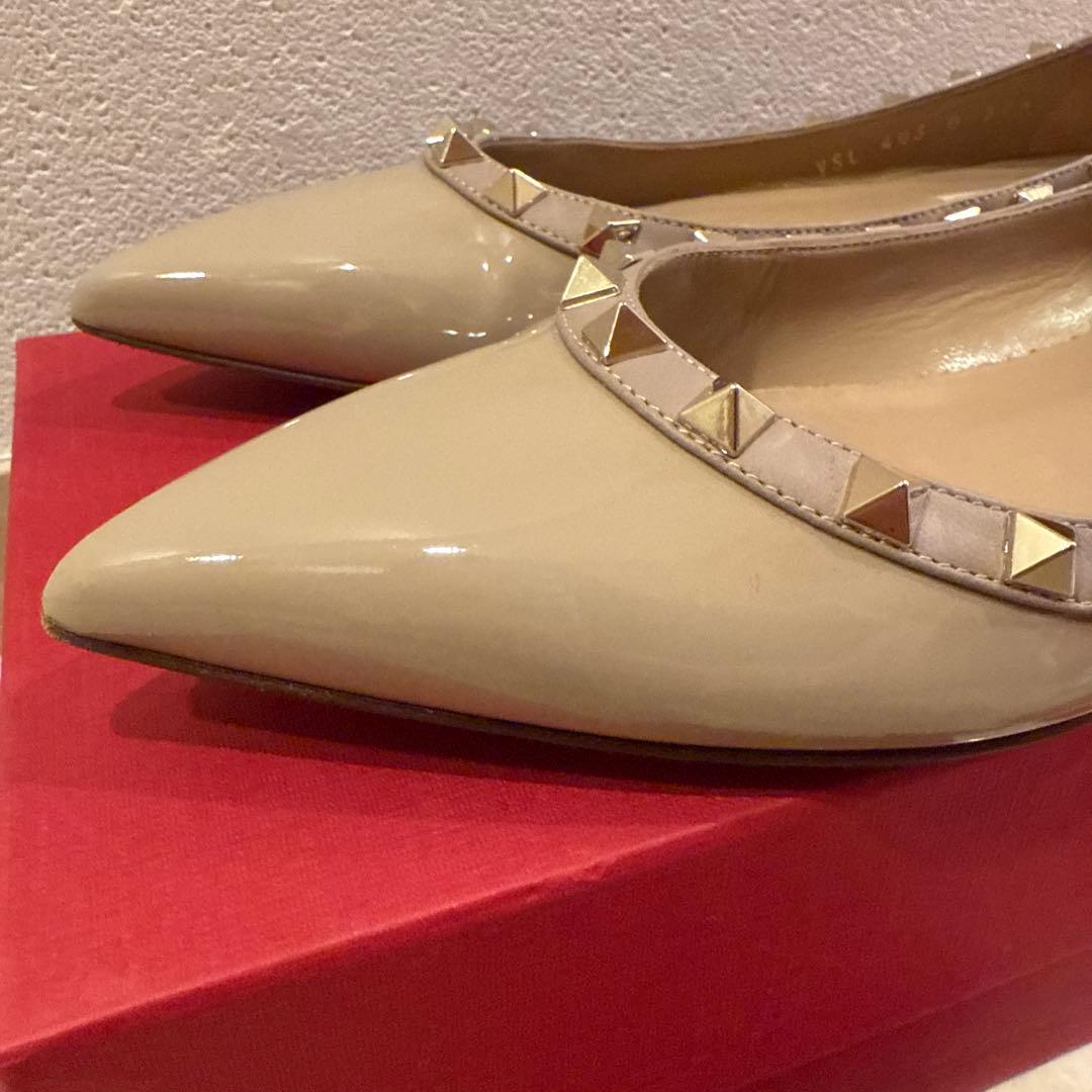 ヴァレンティノ　ロックスタッズ　エナメル　バレリーナ　フラットシューズ37ハーフ