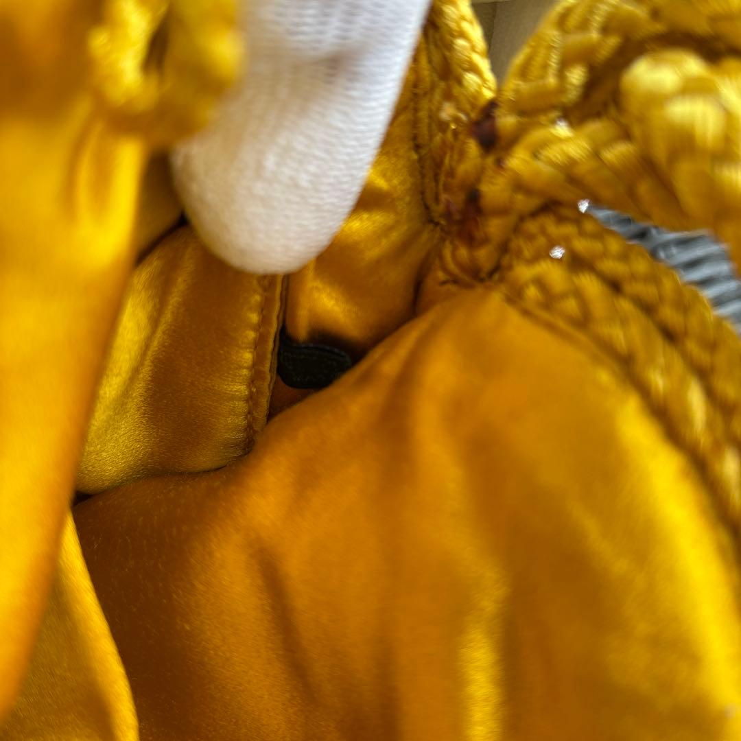 BOTTEGAイエロー 編み込みデザイン バッグ フリンジ付き