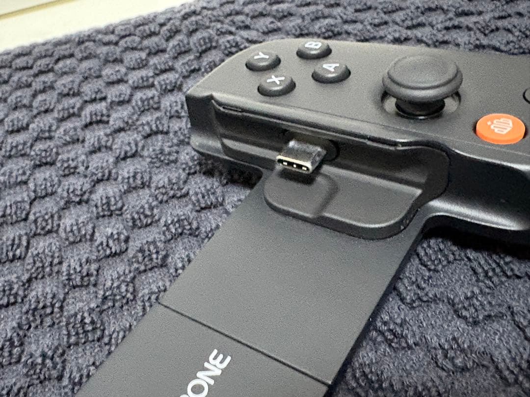 BACKBONE One USB-C ゲームコントローラー