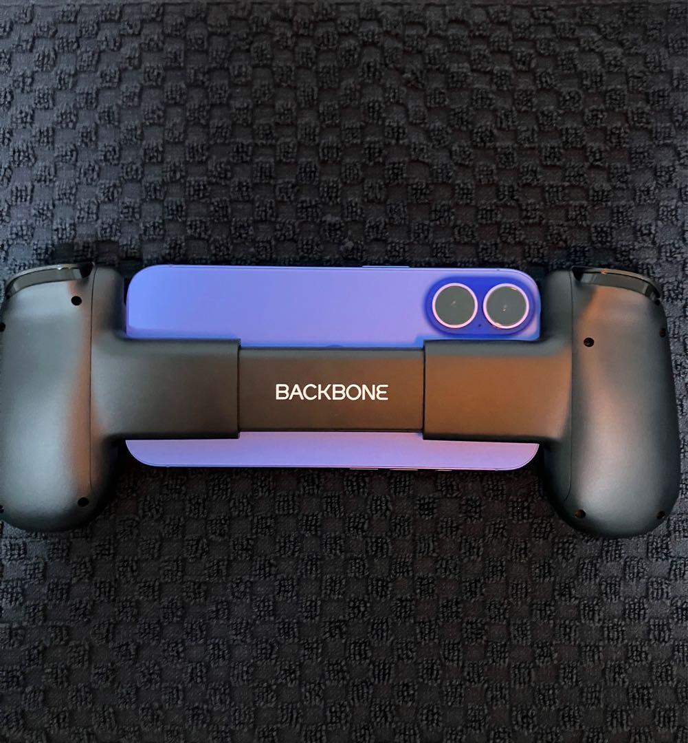 BACKBONE One USB-C ゲームコントローラー