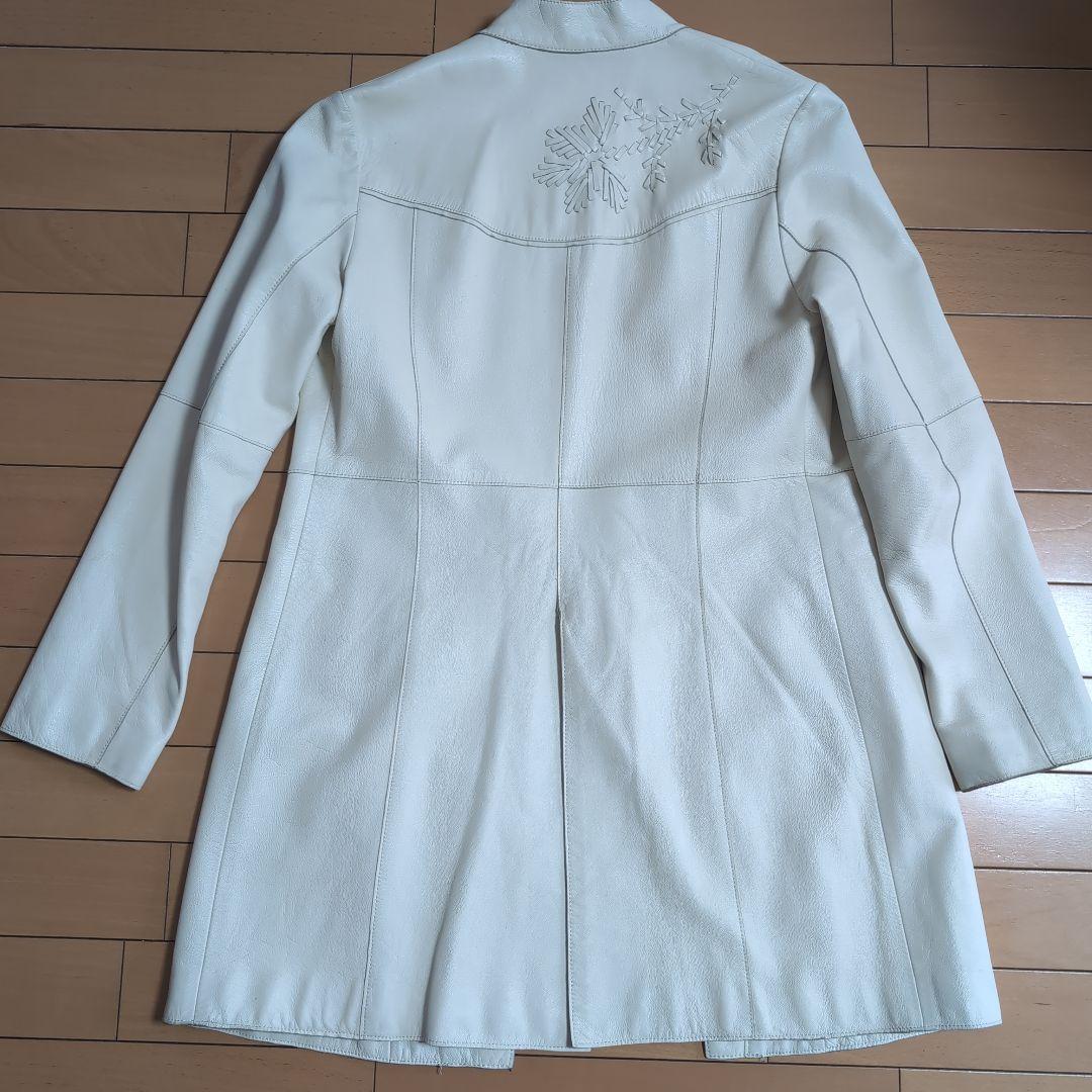 VIVIENNE TAM 刺繍ホワイトロングコート