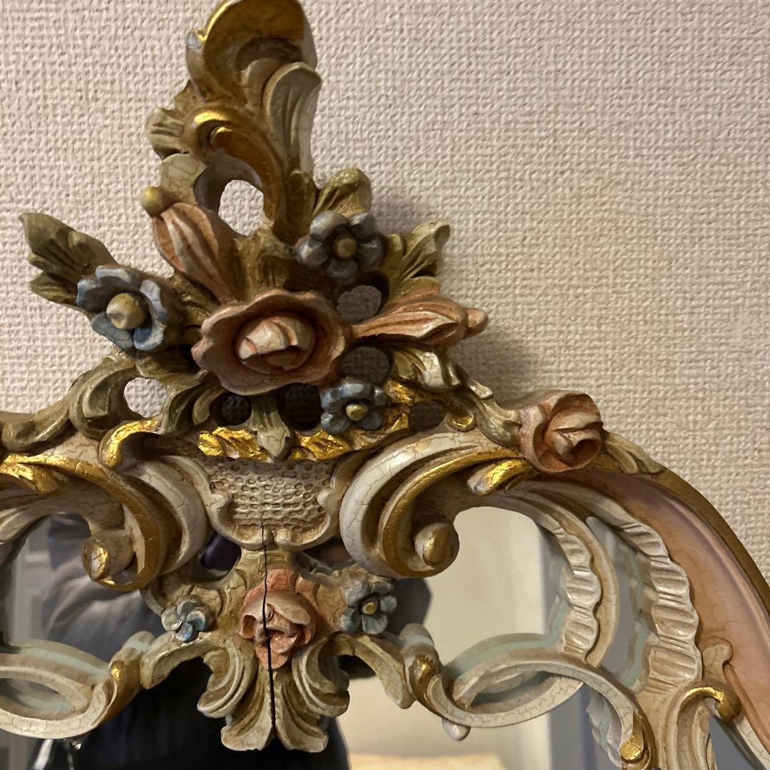 ロココ調ミラー　　 イタリア家具　姫家具、豪華。
