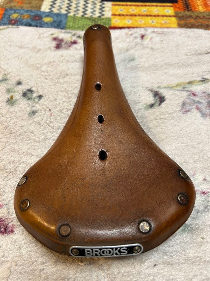 あ*き様 BROOKS ブラウンレザーサドル　めちゃくちゃ渋い色！