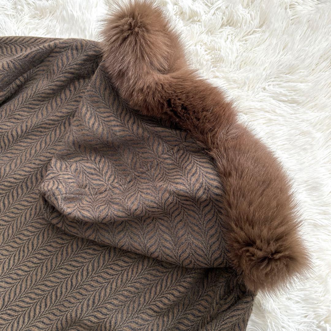 カシミヤ100% ヘリンボーン柄 ファー付ブラウンポンチョ 中柄 Fサイズ
