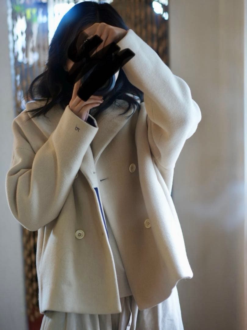 美品 45R ウール ショートコート Pコート R刺繍 ダブル ベージュ