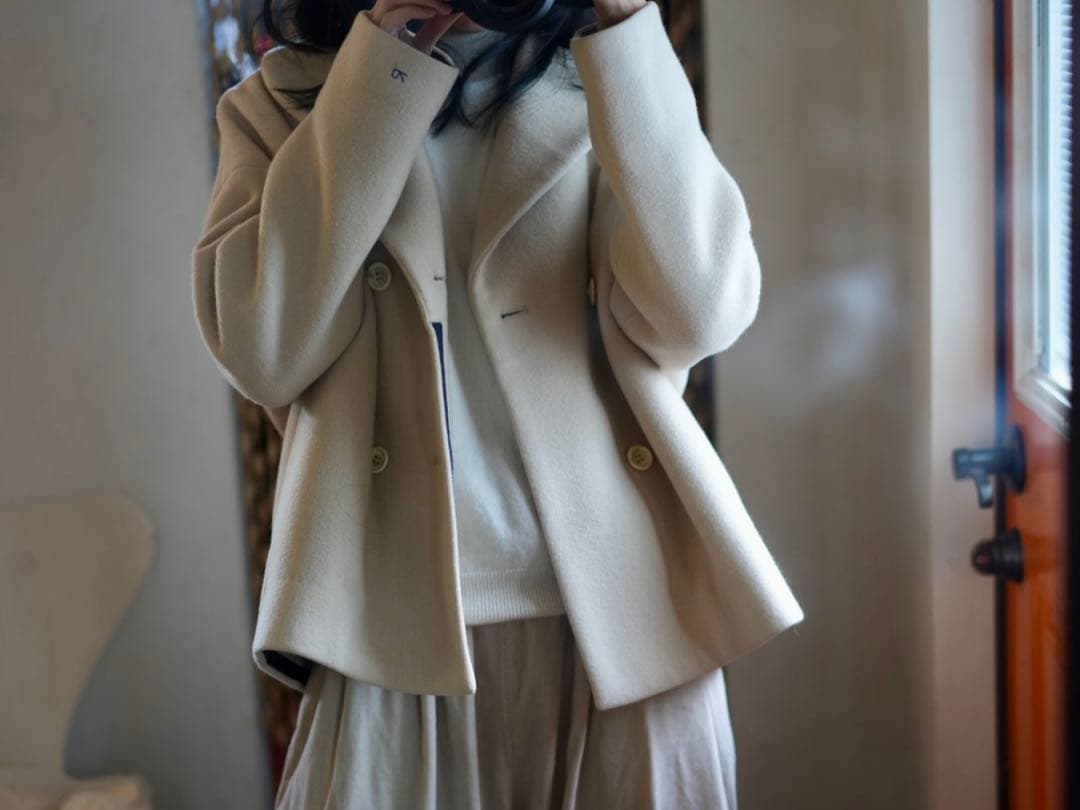 美品 45R ウール ショートコート Pコート R刺繍 ダブル ベージュ