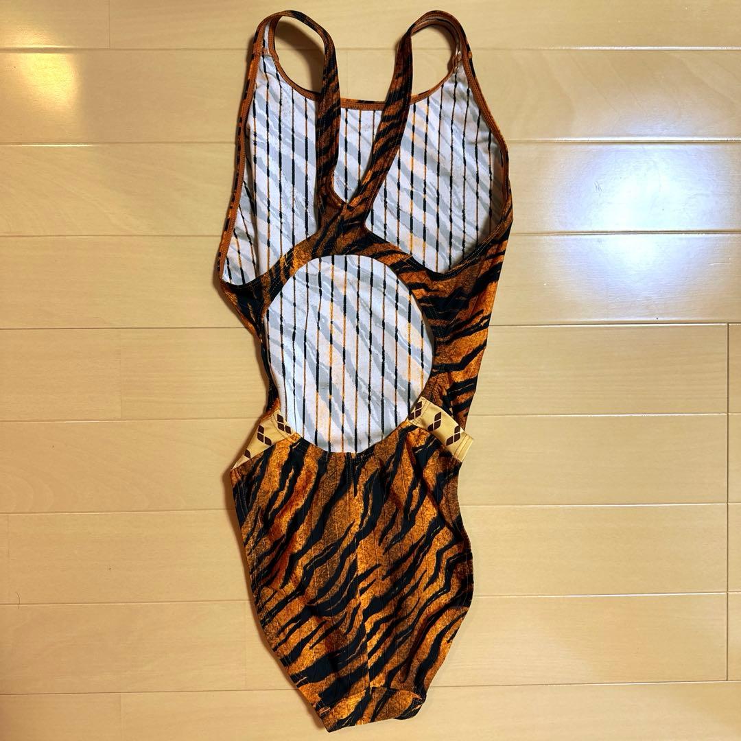ぴ*ん様 極美品 arena アリーナ 虎柄 競泳水着 ハイレグ 激レア