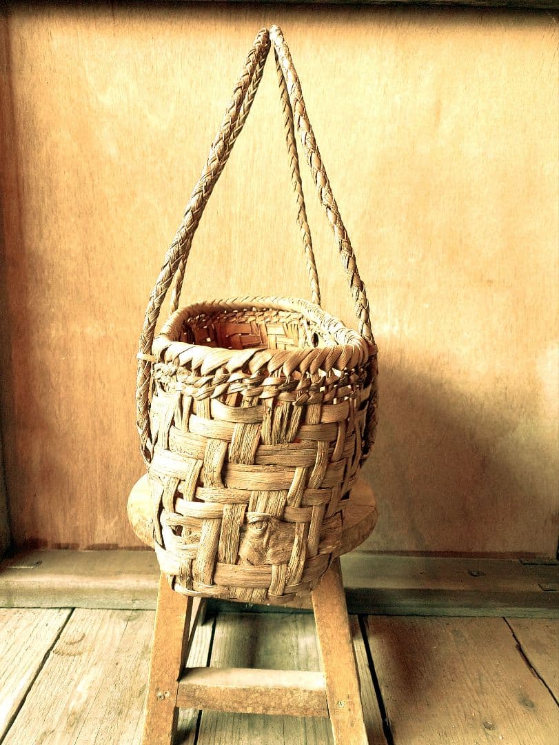 月*陽様 信州安曇野の山葡萄かごバック。里山手仕事。