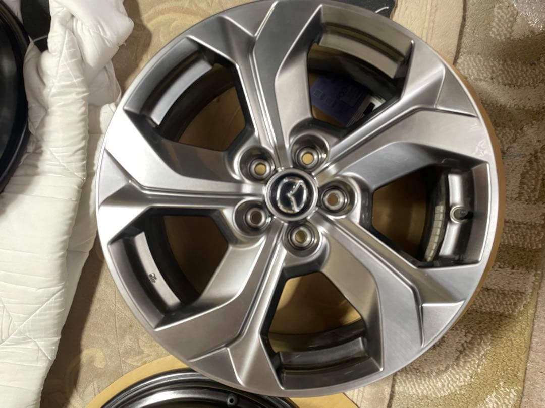 マツダmx30純正ホイール　18インチ