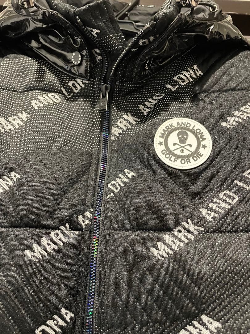 ダウンベスト　マークアンドロナ