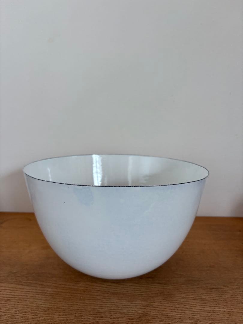 金森正起さん　琺瑯　ボール大　金属素材